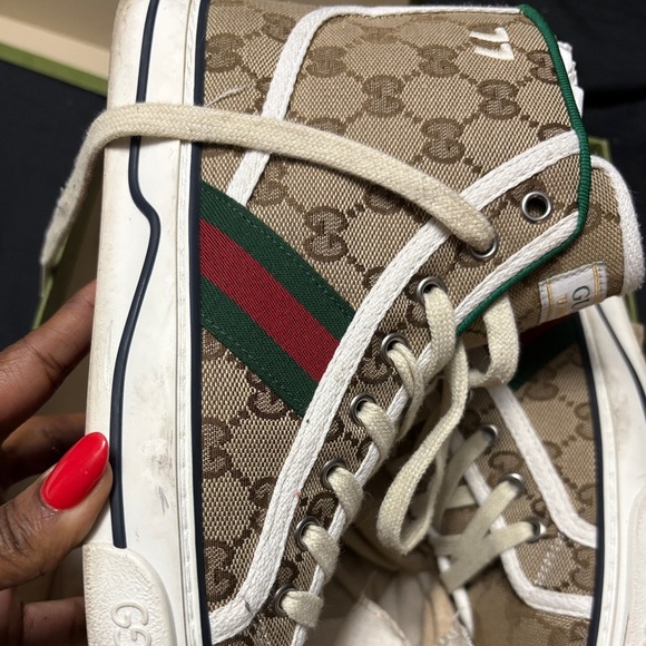 Gucci Hightop Tennis shoes size 38.5 - Picture 2 of 10